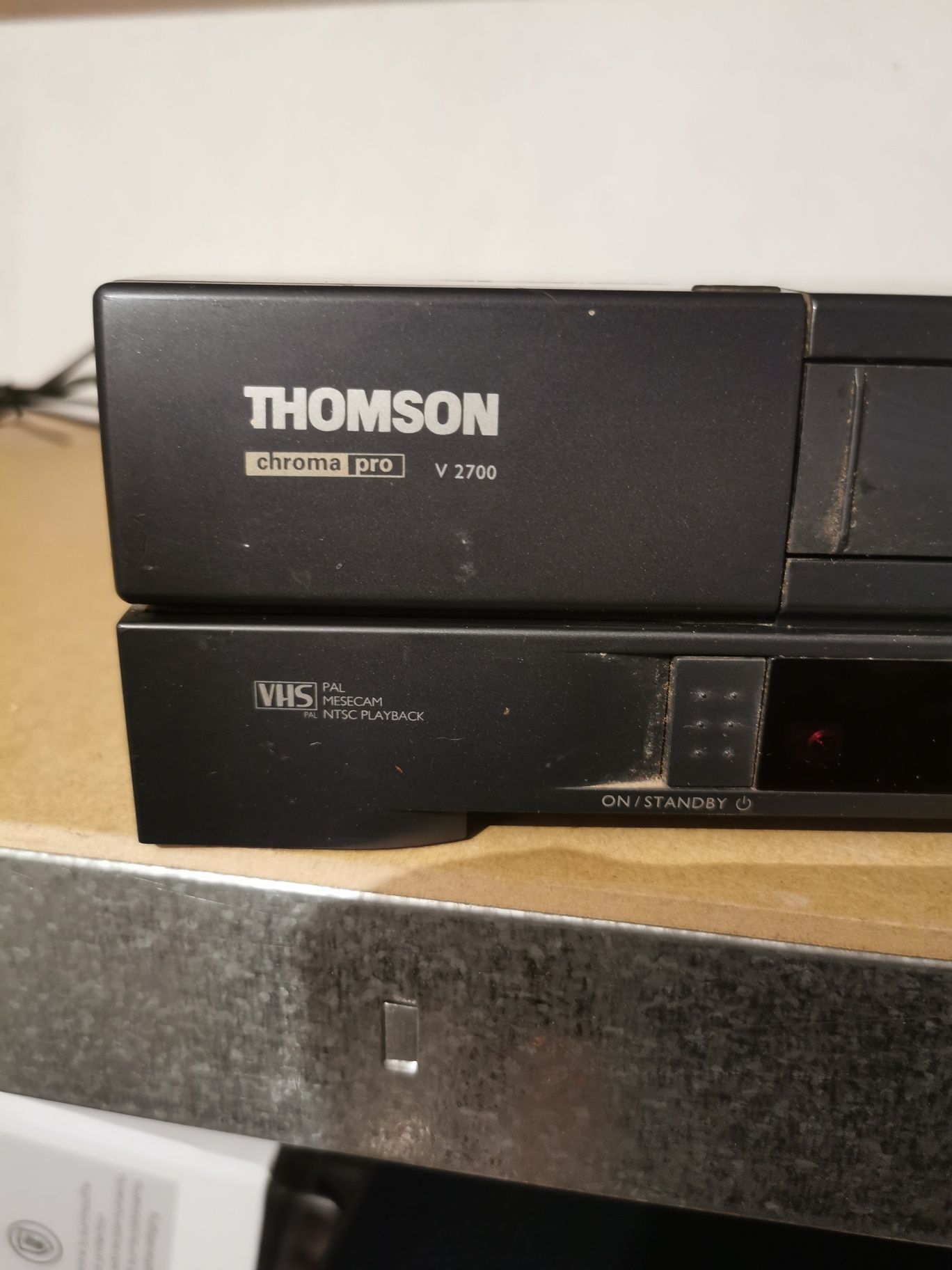 Magnetowid video VHS Thompson