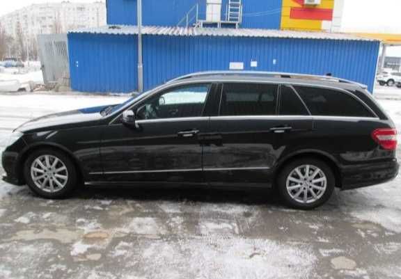 Мерседес универсал Е220