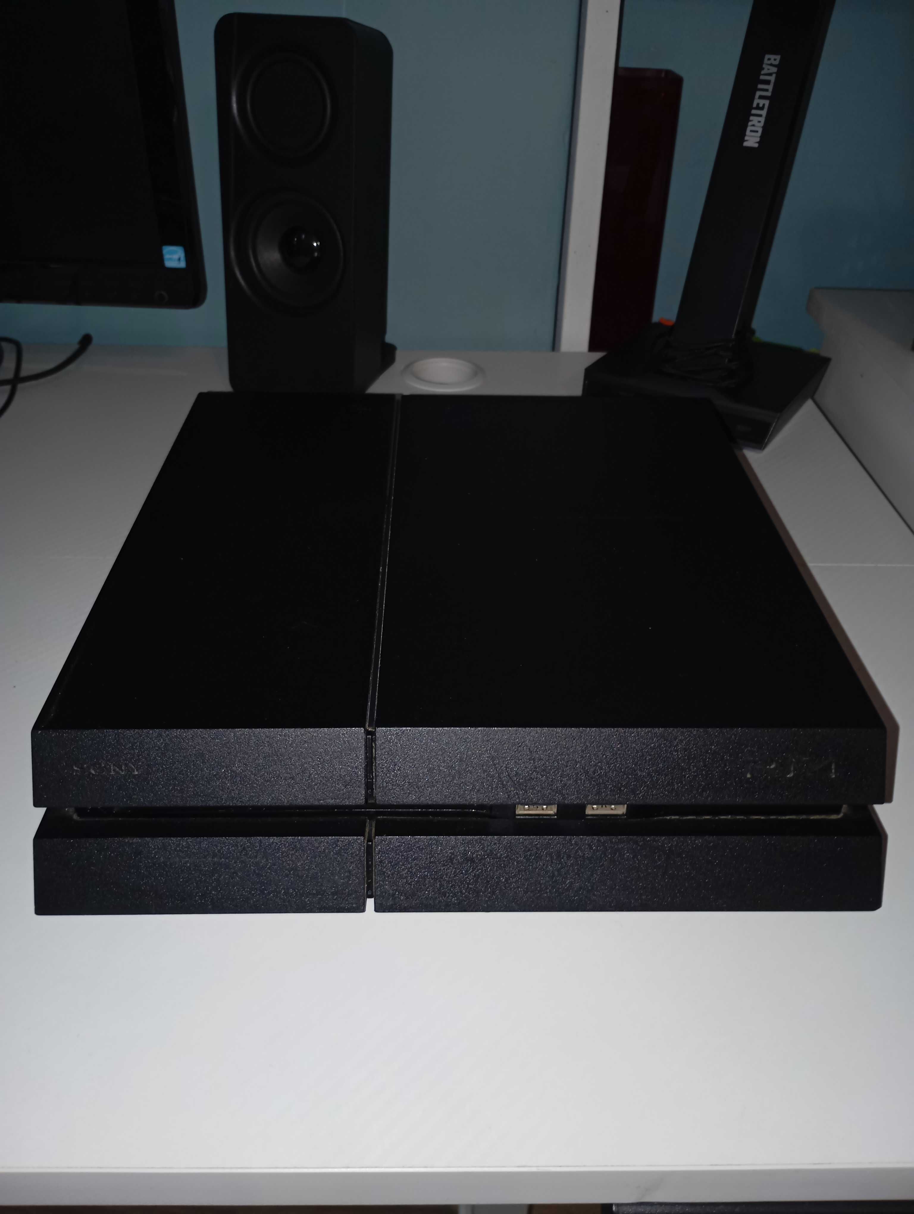 Ps 4 + oryginalny pad