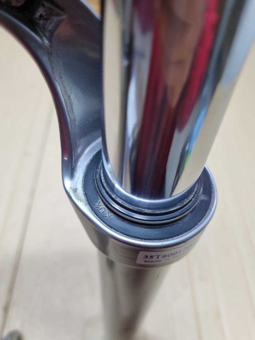 Amortyzator Rock Shox Tora 318 RS 900, pod 26