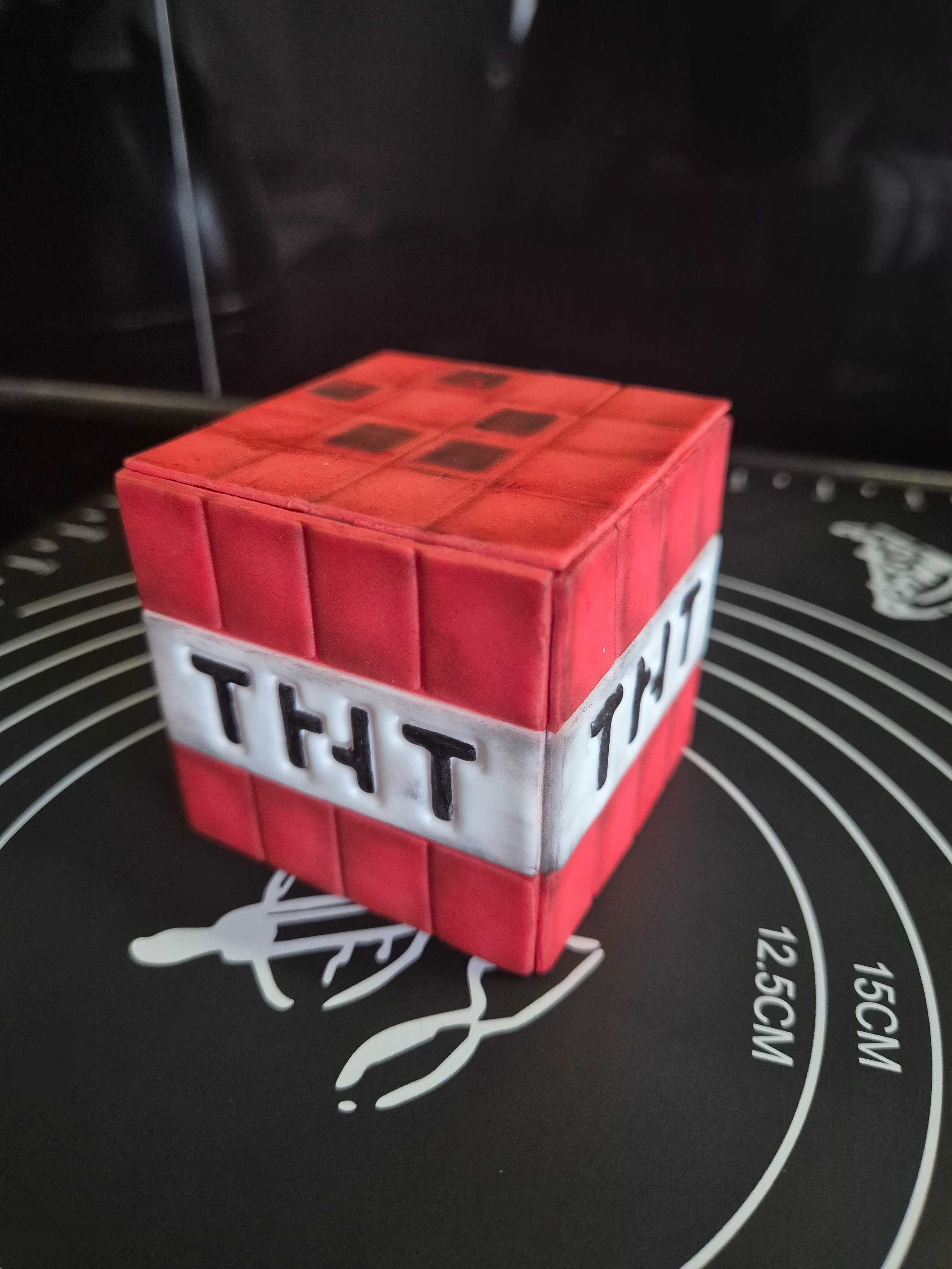 Figurka cukrowa na tort TNT Minceraft