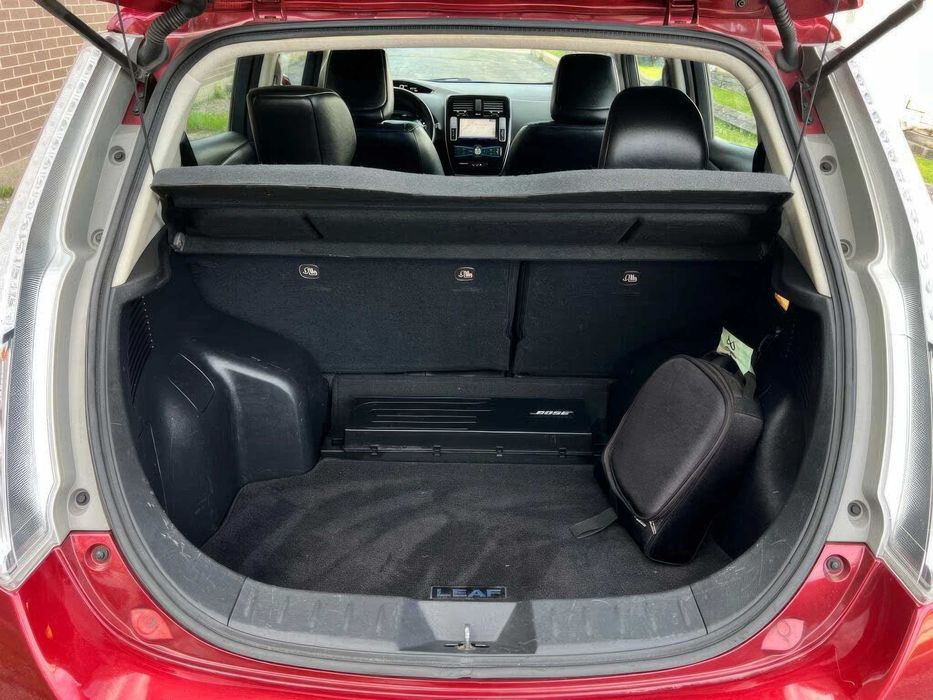 Nissan LEAF SL      2014