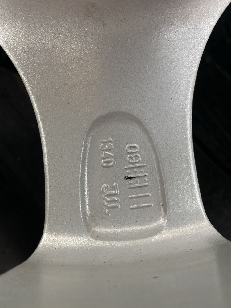 Диски Ronal R15 4x100 ET38 + в подарок шини Vredesten 1856015 (зима)