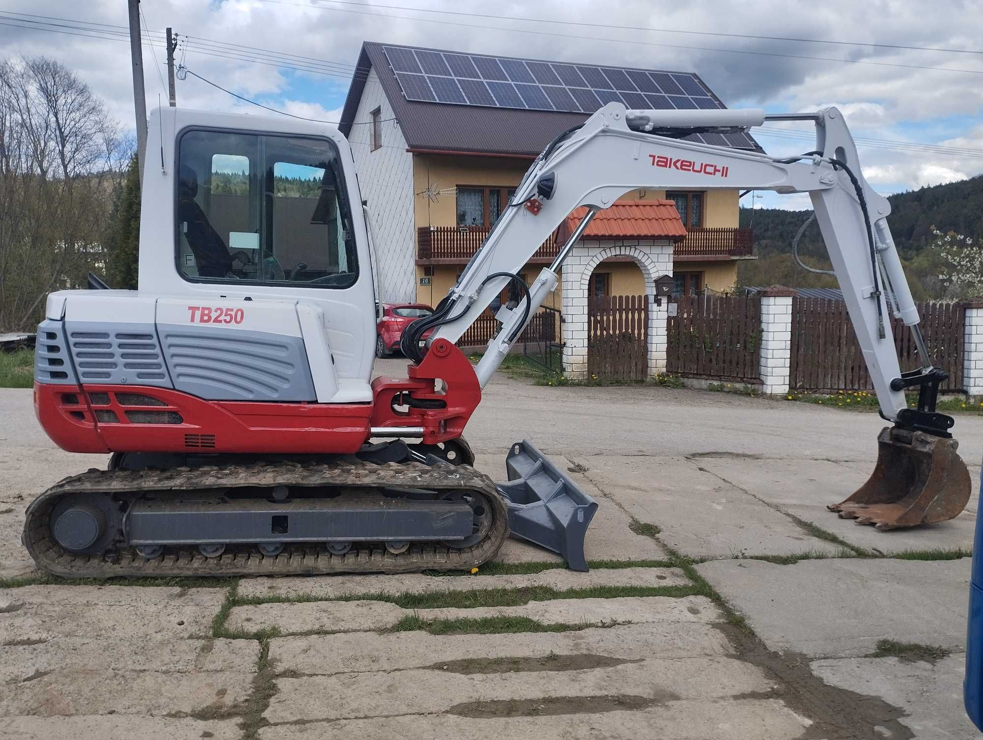 minikoparka takeuchi tb 250 5 ton jcb kubota volvo yanmar