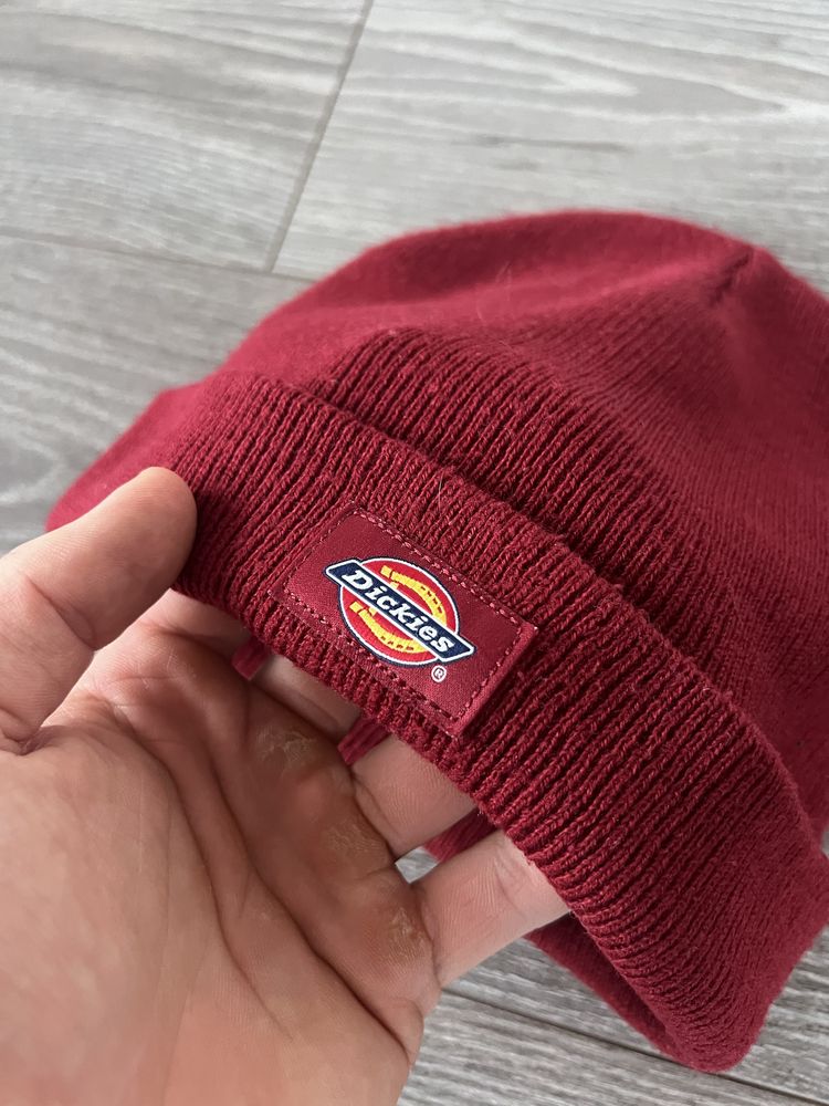 Czpka Beanie Dickies Box Logo Czerwona Rap Trap Streetwear
