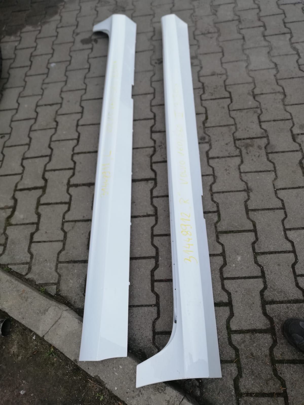 Listwa progowa Volvo V60/S60 ll