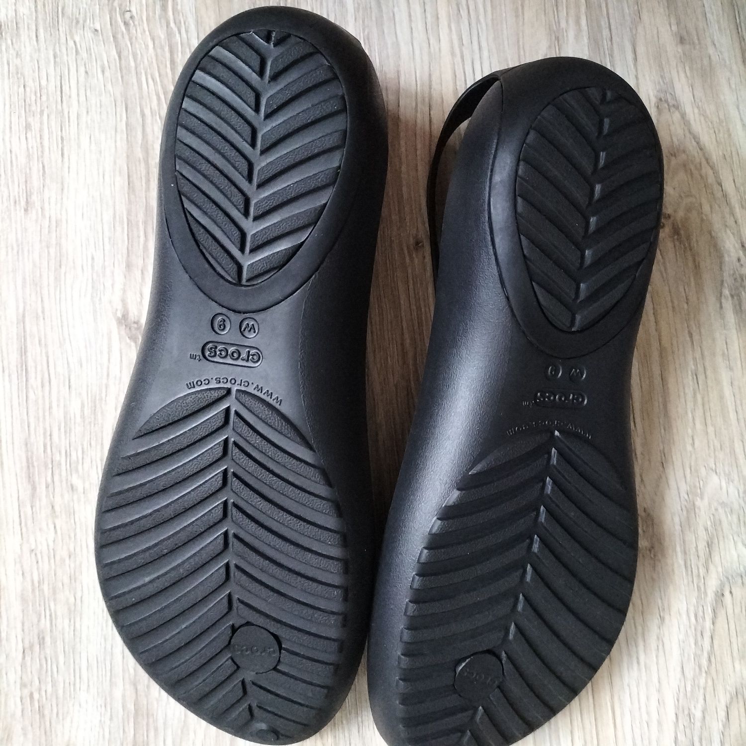 Crocs japonki serena flip W9 rozm 39/40