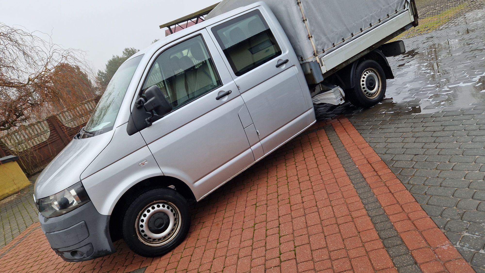 Volkswagen Doka T5