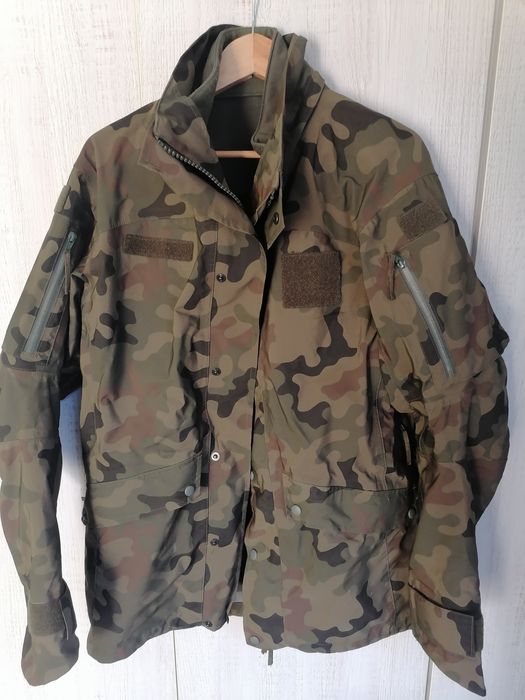 Mundur wojskowy pustynny.