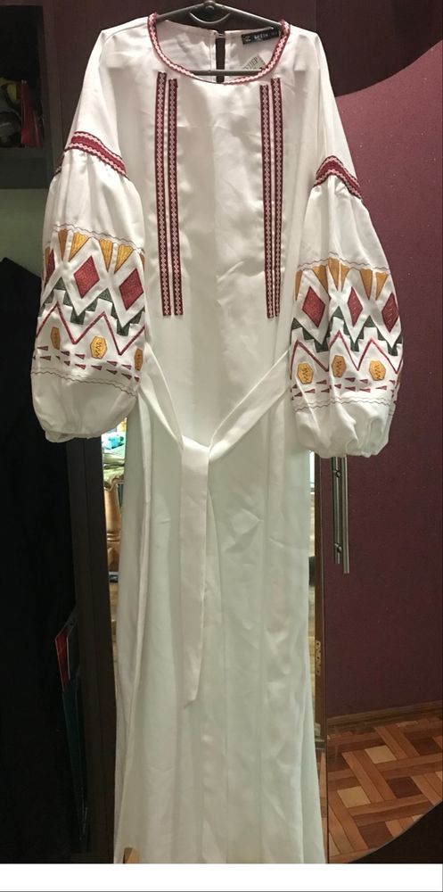 Продам плаття - вишиванку , рукав - бохо