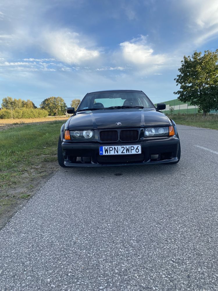 Bmw e36 2.8 drift