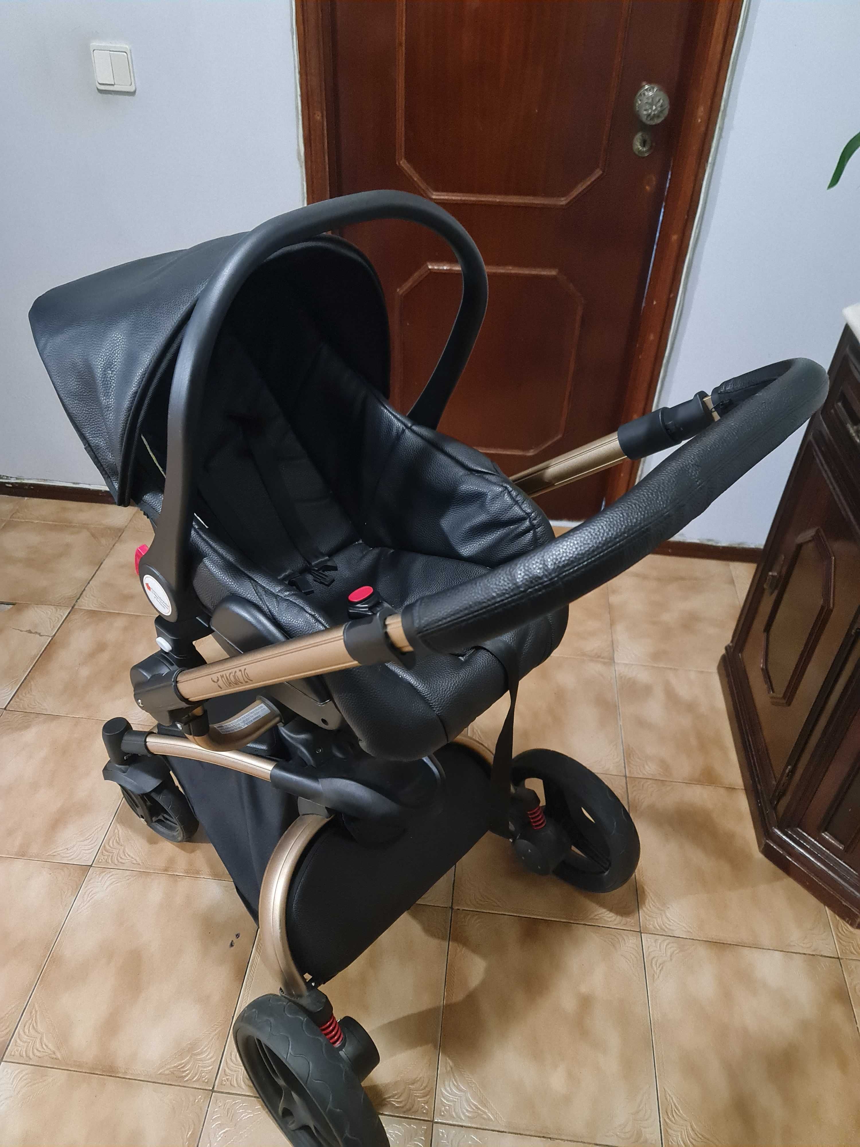 Carrinho de bebe  trio