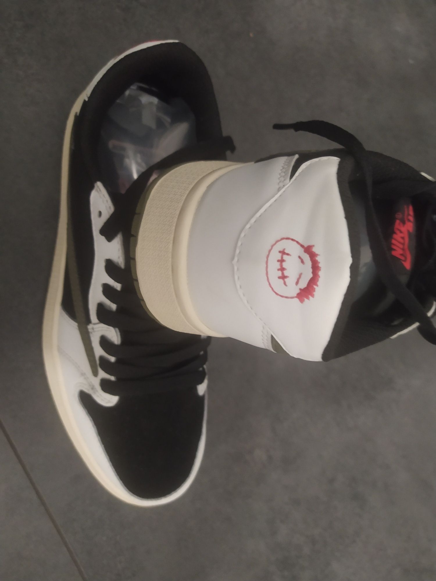 Jordan 1 Retro Low OG SP Travis Scott Olive R.41