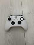 Pad do XBOX one.