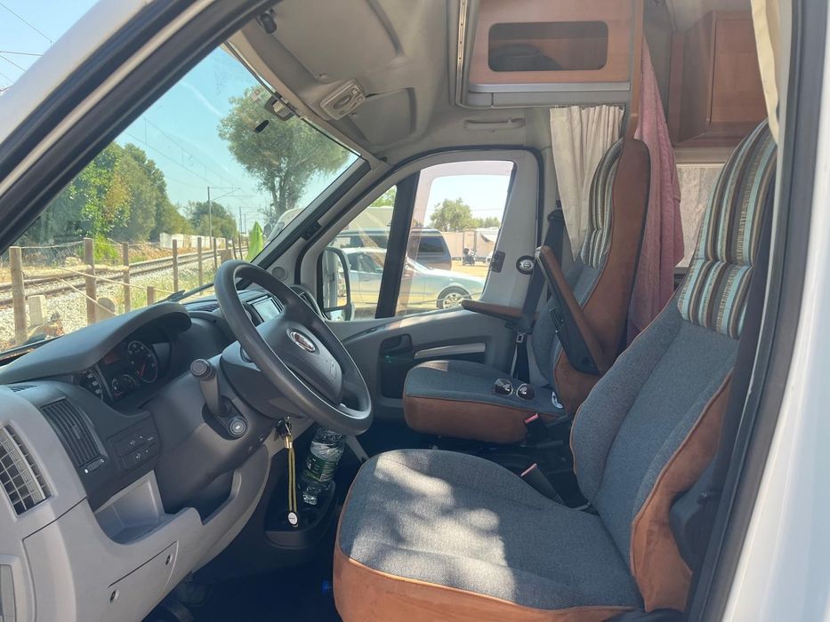 Autocaravana Dethleffs Globe4 perfilada