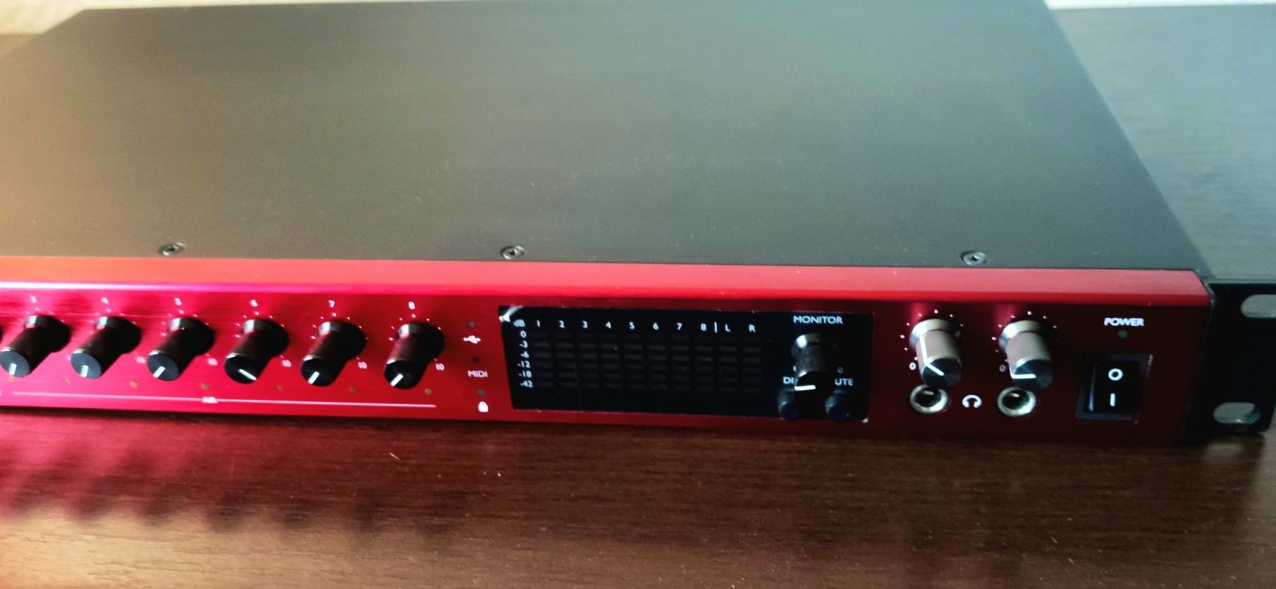 Focusrite Clarett +8Pre