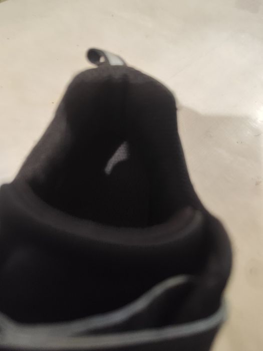 Кроссовки подростковые