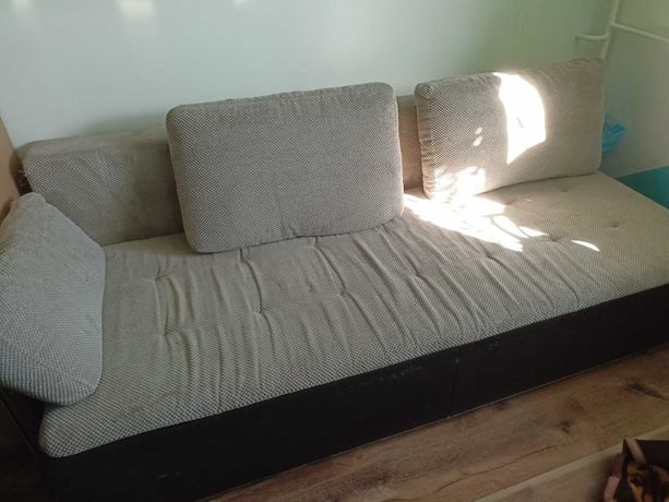 Rozkładana sofa 4-osobowa