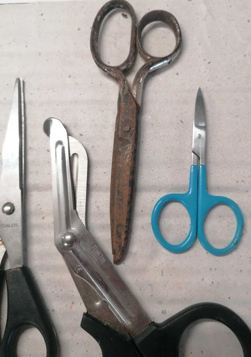 Tesouras e tesourinhas, lote nº 3, tudo por 5€