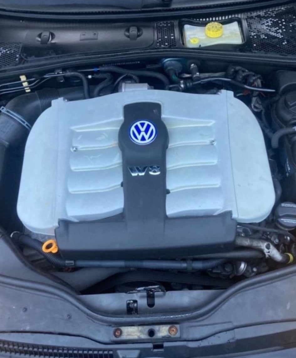 Volkswagen passat W8