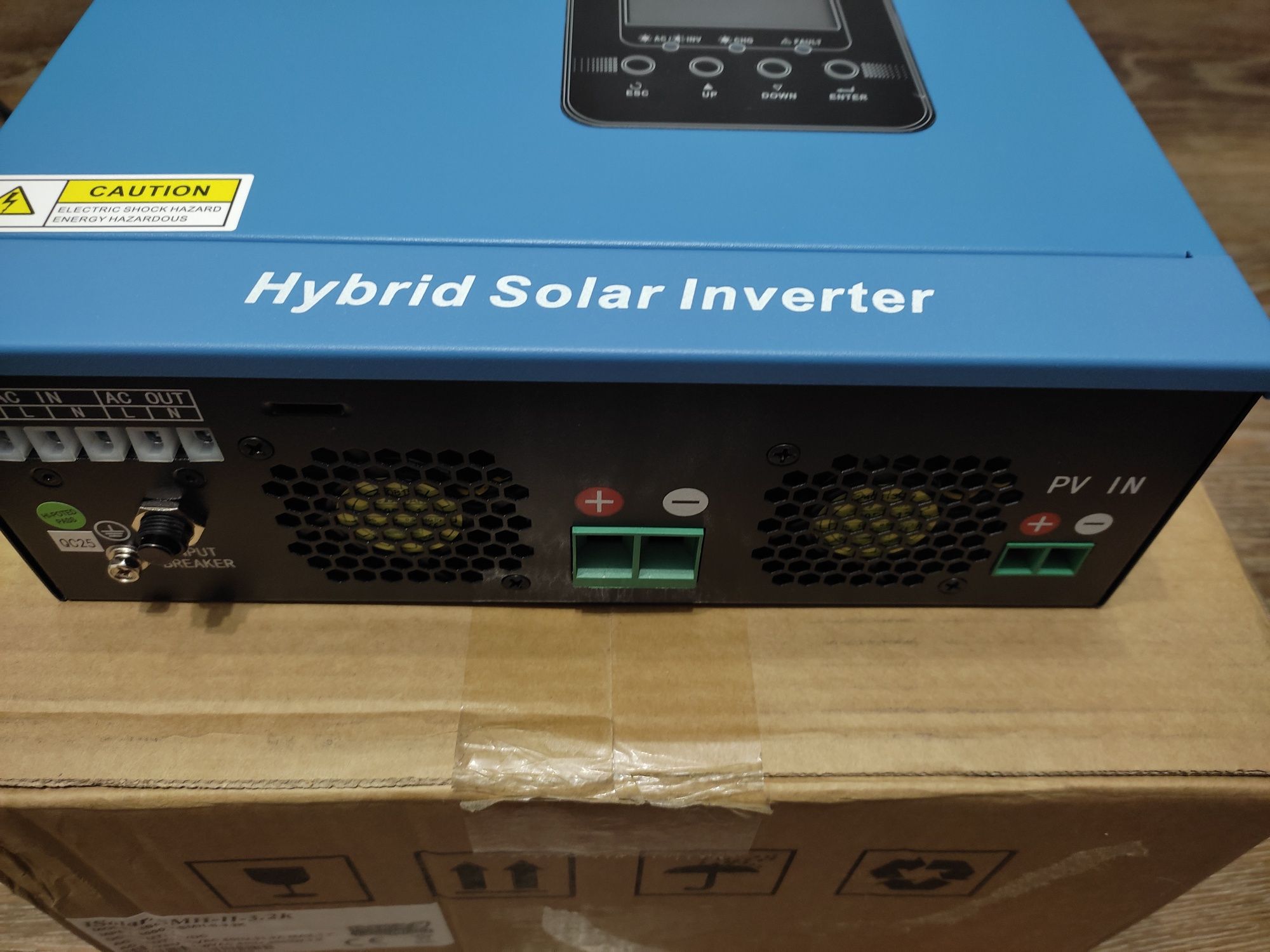 Инвертор Easun Isolar-SMH-II-3.2k  3200VA 24v новый