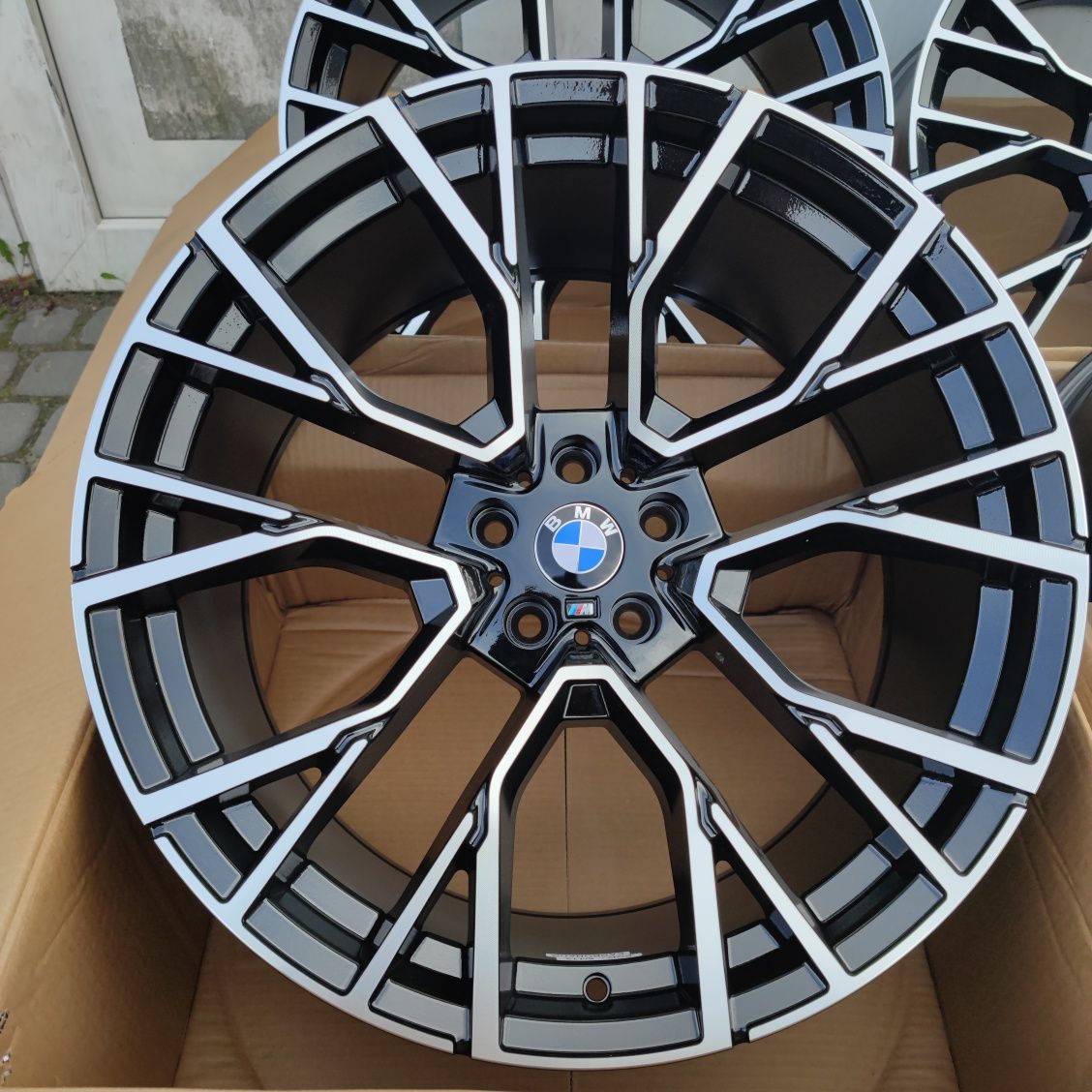 Диски 5*112 22 BMW X6/G06 X5/G05 BMW 809M сииль