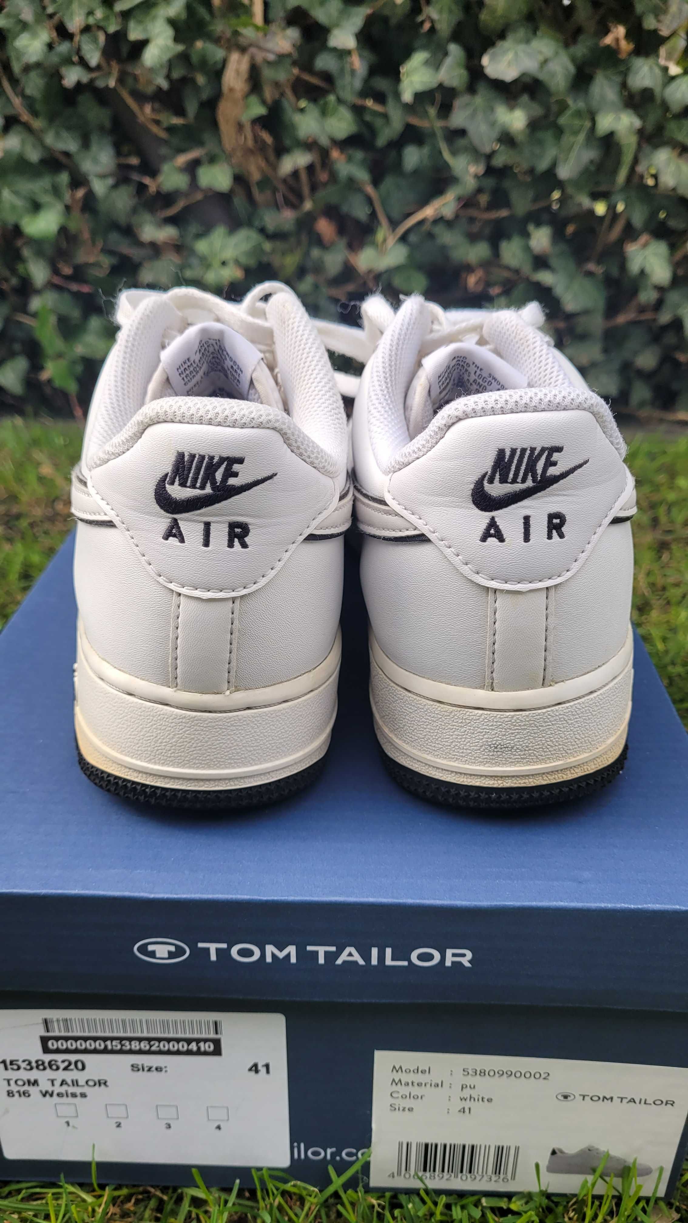 Buty Nike Air Force   r. 40,5