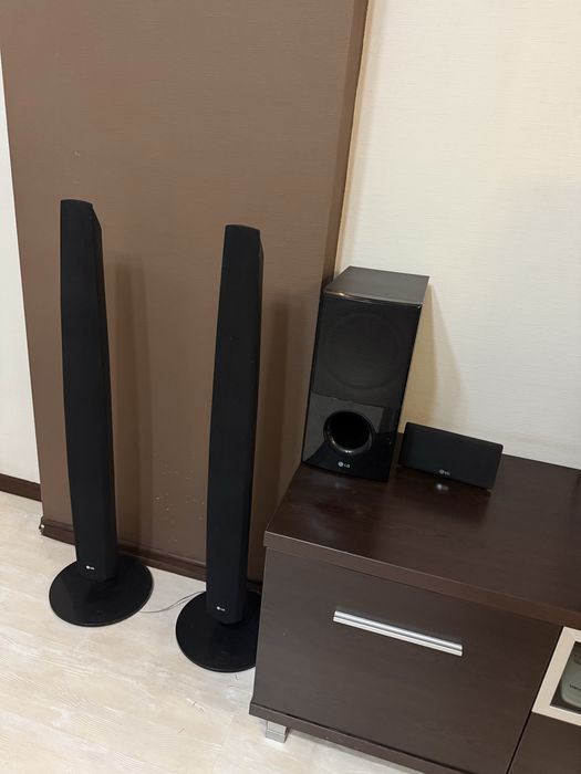 Домашний кинотеатр LG