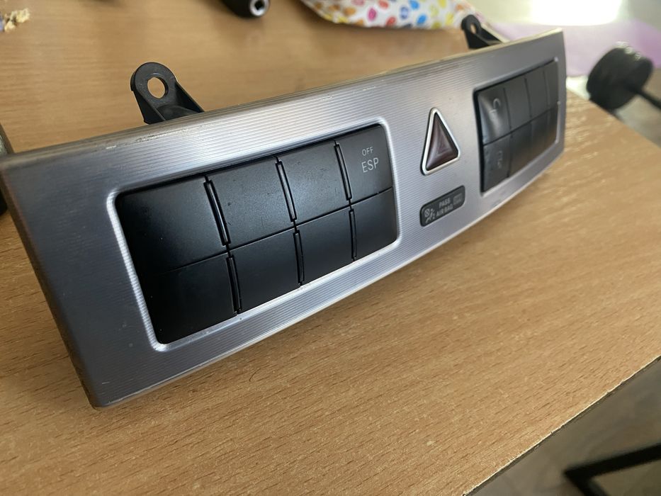 Блок кнопок мерседес w203