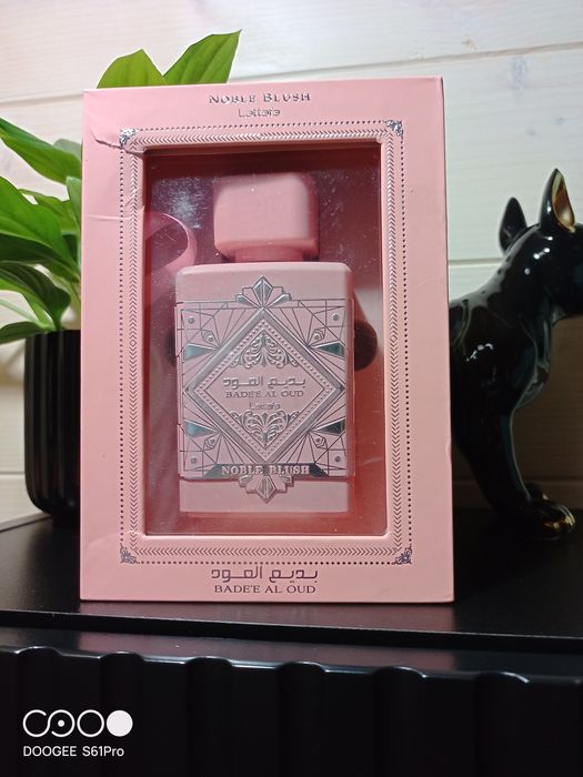 Noble Blush Lattafa Perfumes dla kobiet