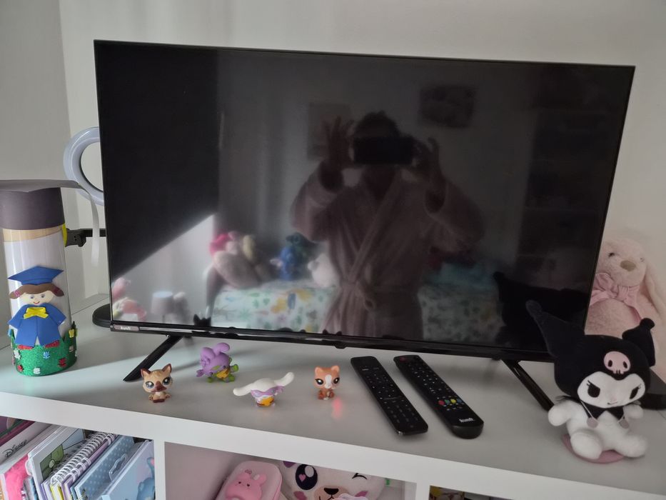 Tv nova ,tenho duas iguais