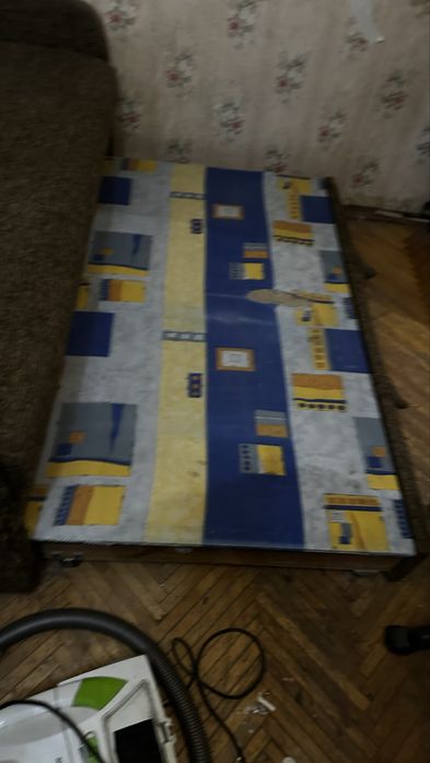 Диван двухспальный