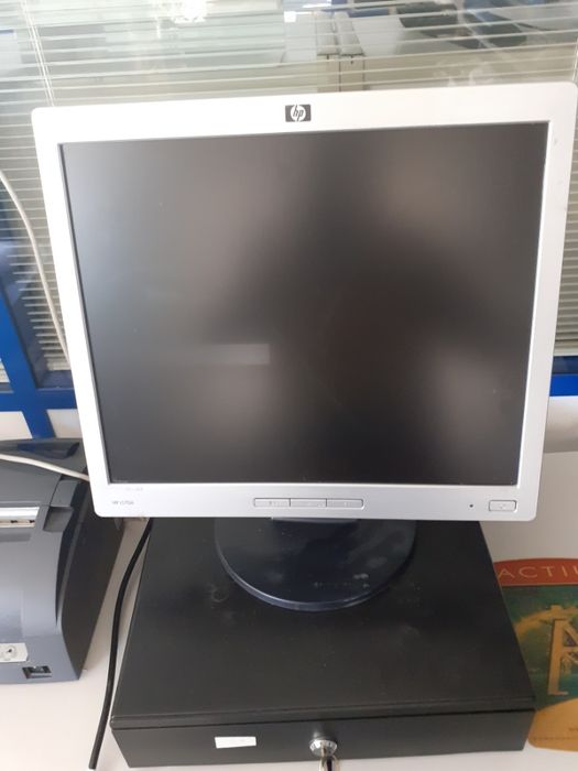 Monitor HP 17"