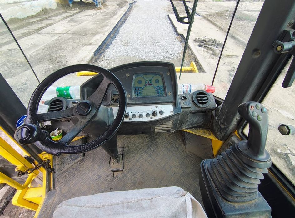 Продаж віброкатка BOMAG 213 робочий з бондажем