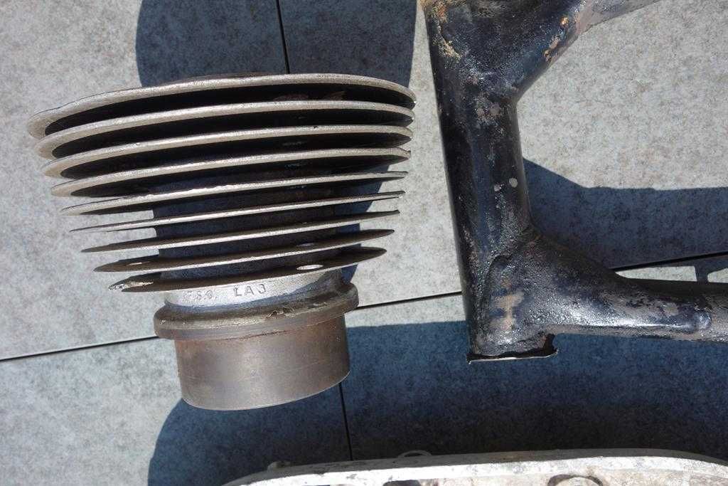 JUNAK M10 wahacz nowa lampa wózka klosz POLMO cylinder stacyjka bagnet