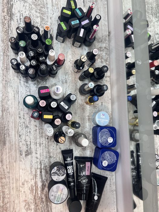 Палітра гель-лаків