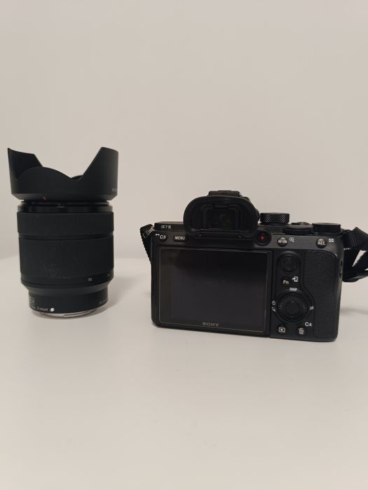 SONY a7iii + lente 28-70mm (COMO NOVA)