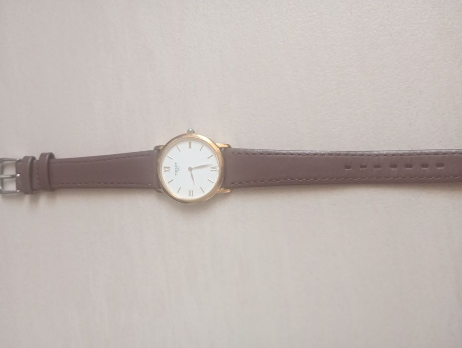 Zegarek damski szwajcarskiej marki Tissot Swiss Made Vintage