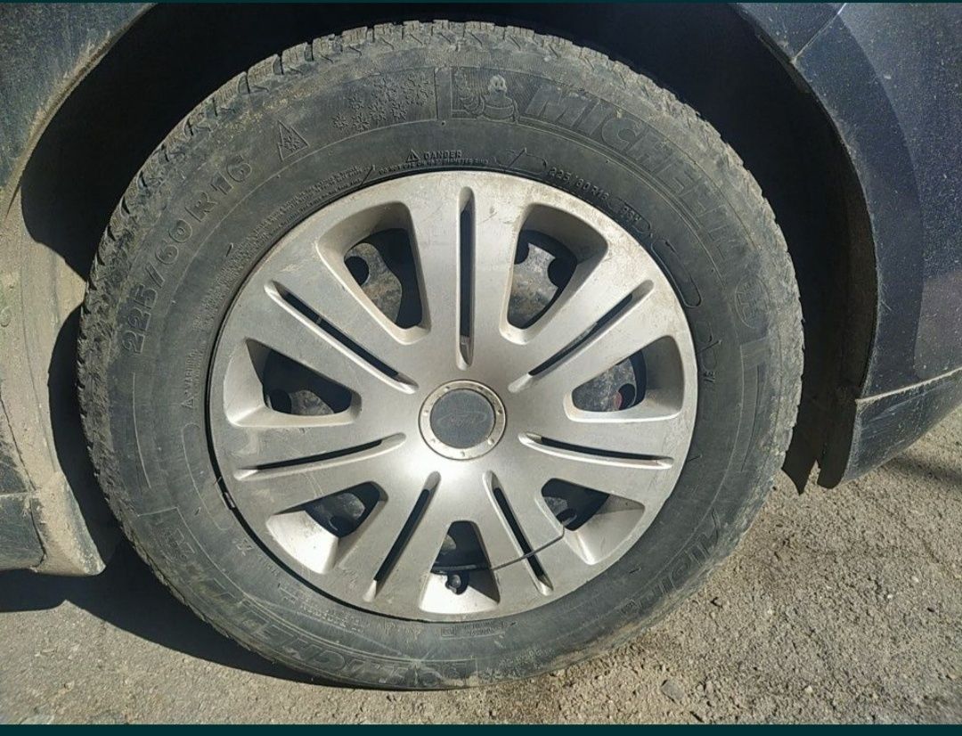 Шини з дисками зимові Michelin 5*108 225*60 r16(ford,volvo,renault)