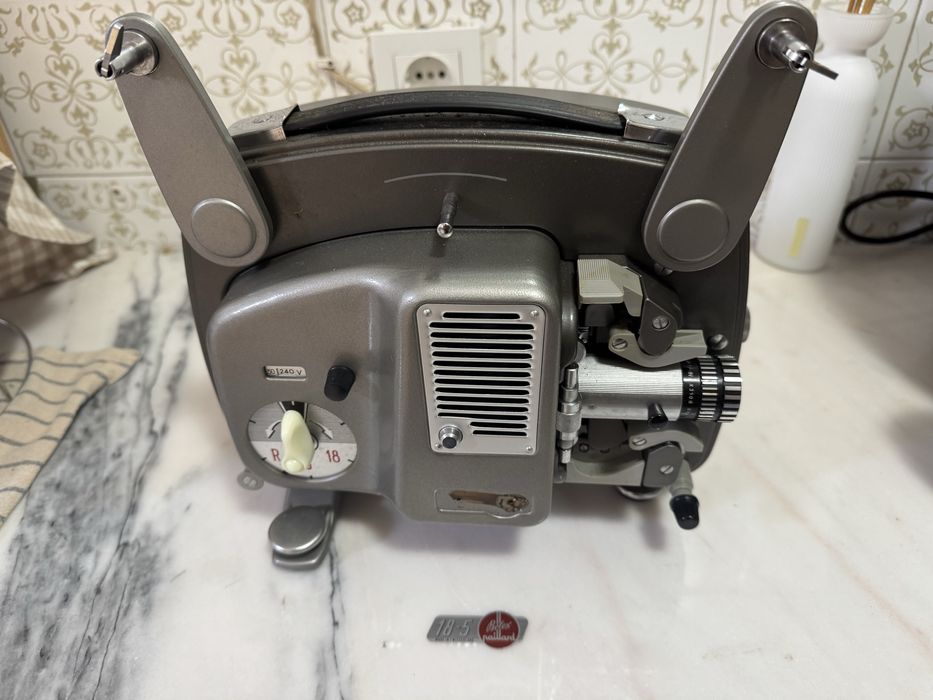 Projector filmes Marca Bollex 18-5 8mm