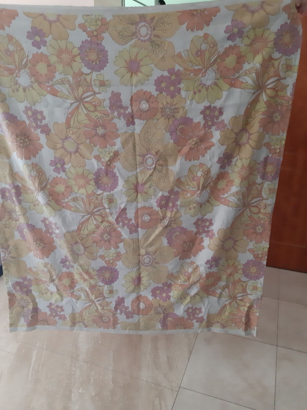 Płótno PRL tkanina kolekcja vintage boho stara strych kupon kwiaty