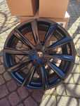 Nowe alufelgi 19 5x114,3 et41 8.5 Tesla 3 Y czarne matowe Honda mazda