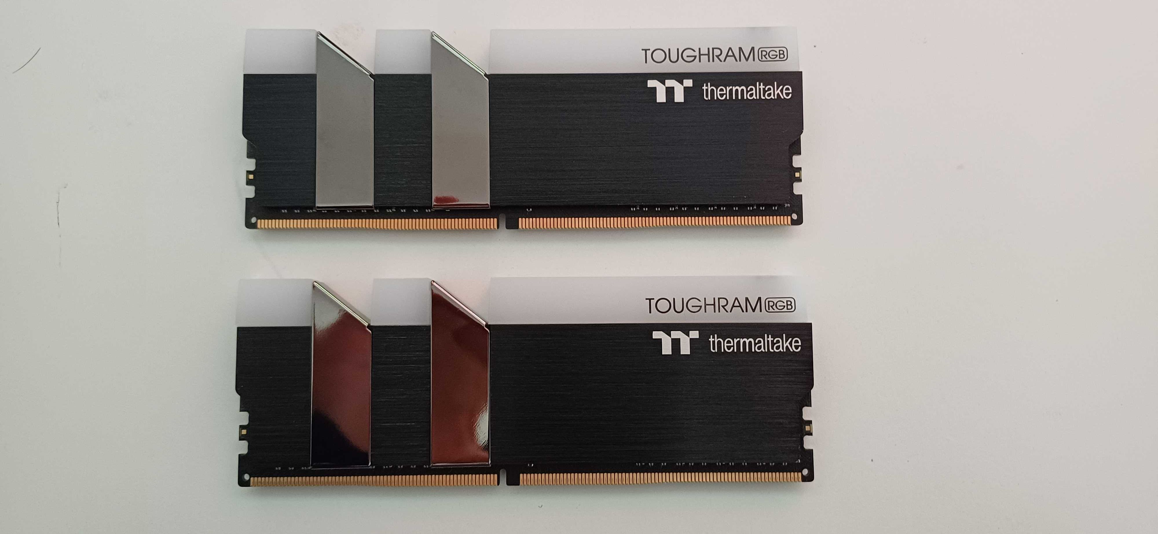 Pamięć RAM 16GB (2x8) DDR4 4400 MHz Thermaltake Toughram RGB CL19