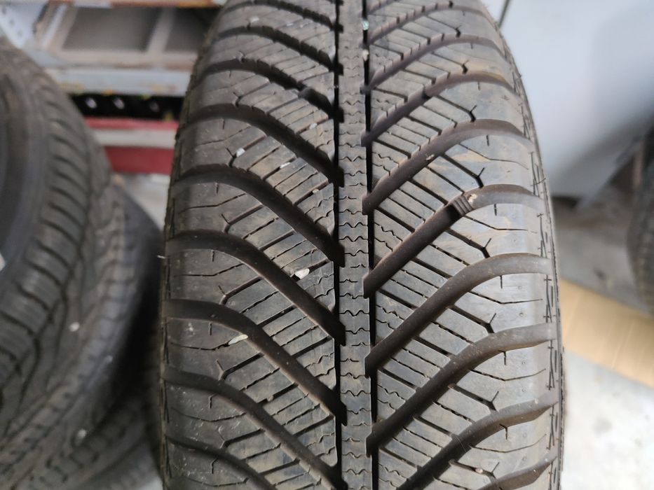 Opony wielosezonowe 175/65r13 Goodyear 2021rok