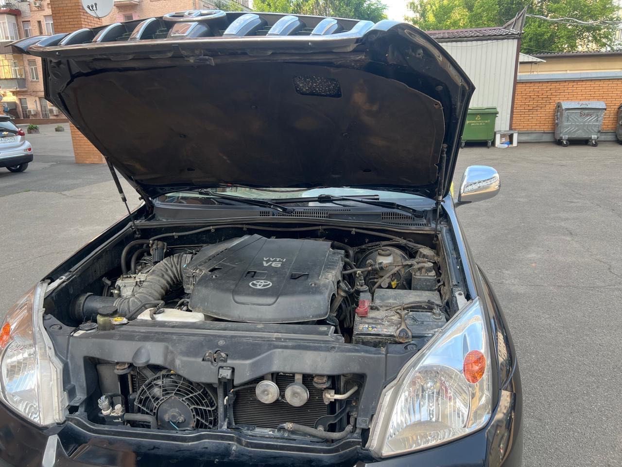 Toyota Prado 120
