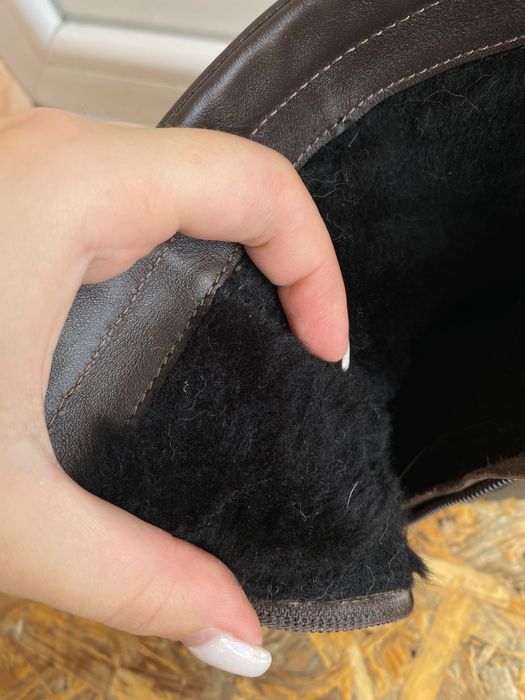 Шкіряне зимове жіноче взуття