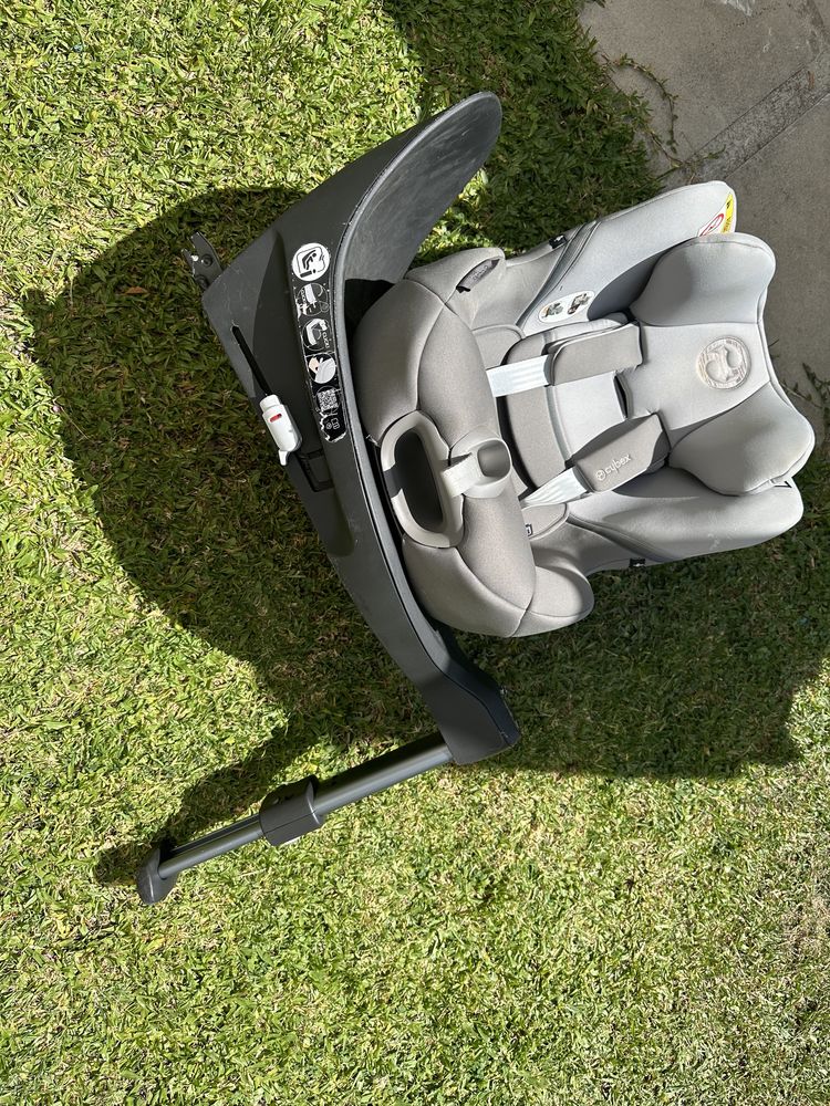 Cadeira bebê auto rotativa - Cybex Sirona S I-size