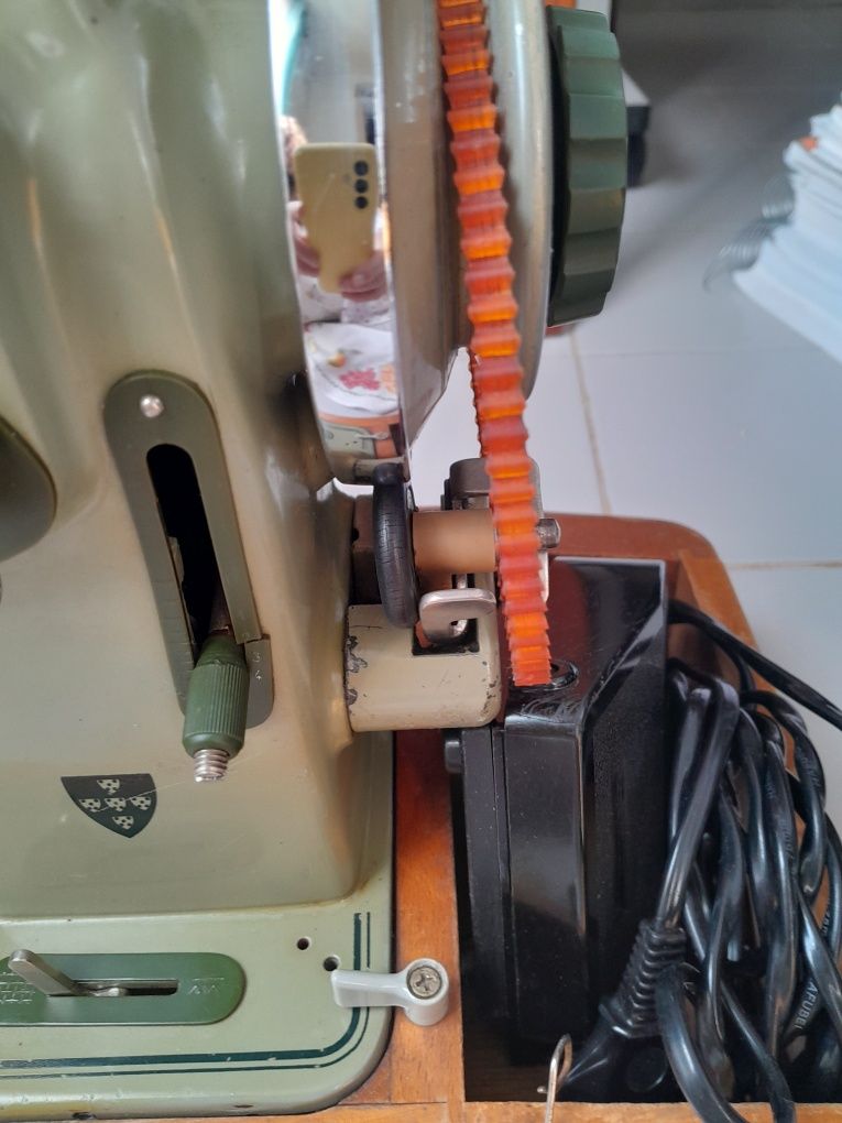 Máquina de costura Oliva CL50
