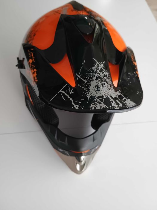 Kask typu fullface, na hulajnogi elektryczne, rowery itp.