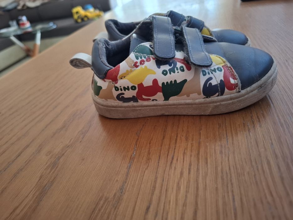 Sprzedam buty dziecięce